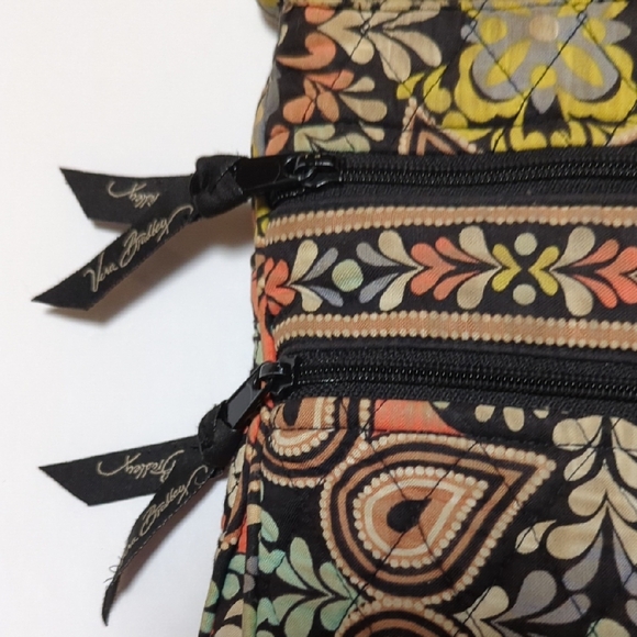 Vera Bradley Crossbody Bag - Picture 5 of 11